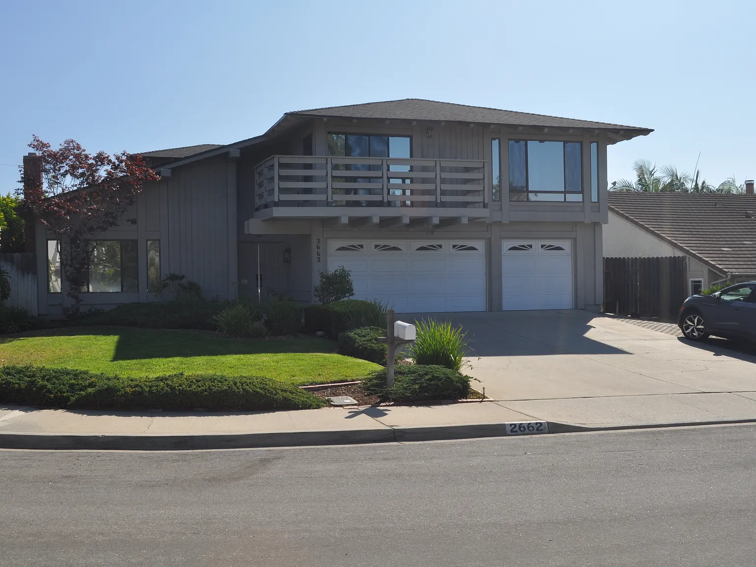4 bed, 2600 sqft, $4,600 — Photo 2