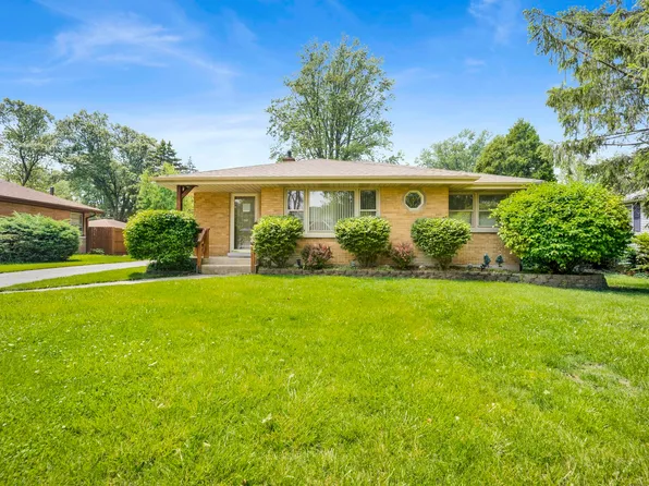 648 S Illinois Ave, Villa Park, IL 60181