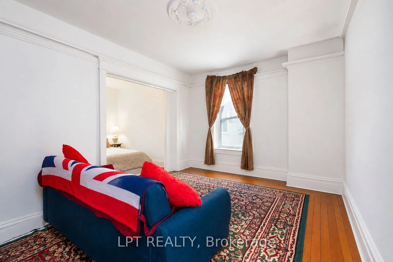 2 bed, $2,500 — Photo 4