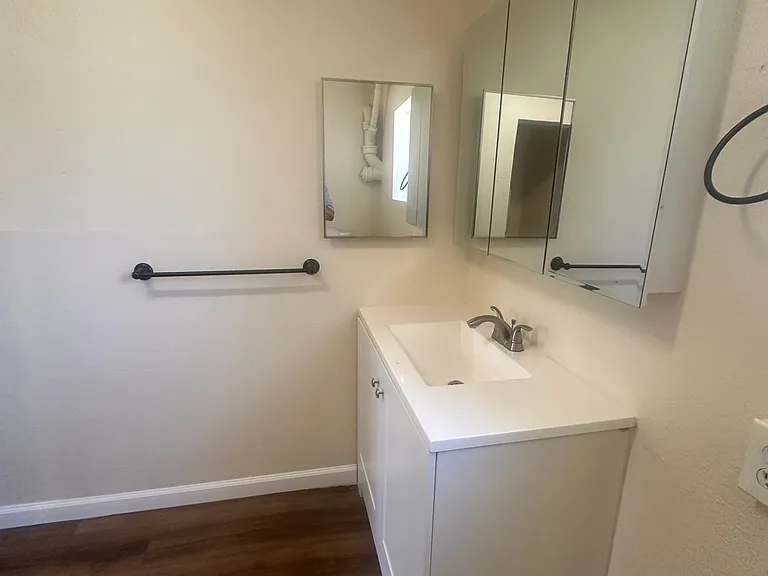 2515 N Franklin Ave #A — Photo 12