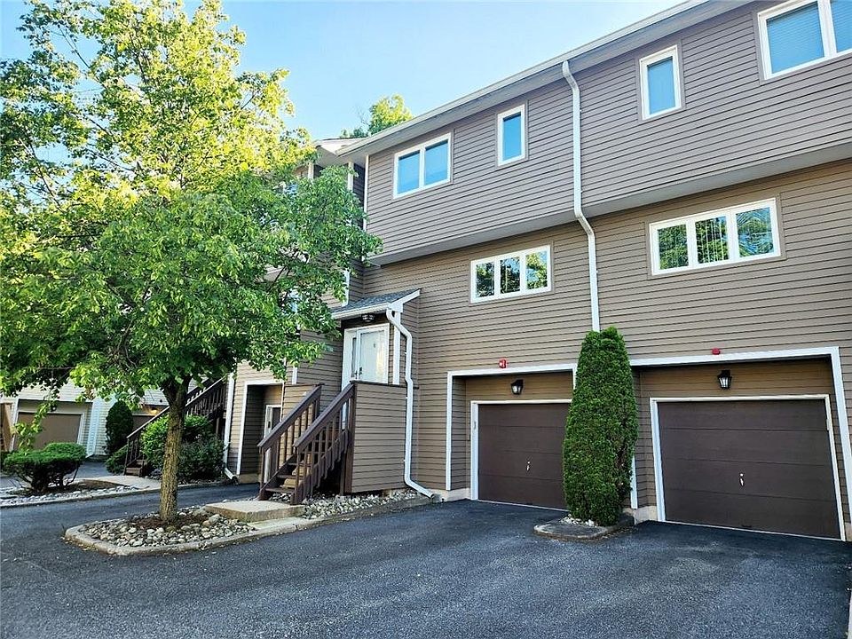 1st image of 76 Village Grn #76