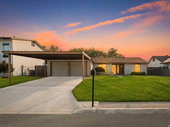 8234 MEADOW SUN ST, San Antonio, TX 78251