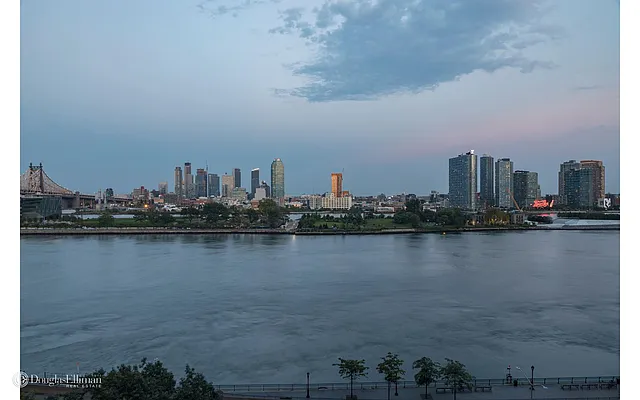 Sold by Douglas Elliman | media 15