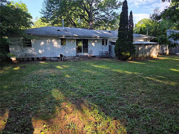 3rd image of 29 Berna Ln