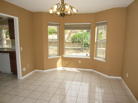 4th image of 26057 Brentwood Ave