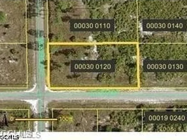 600 Moore Ave, Lehigh Acres, FL 33972
