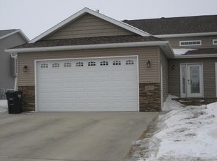 4835 44th St S, Fargo, ND 58104
