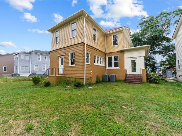 921 Crawford Pkwy, Portsmouth, VA 23704