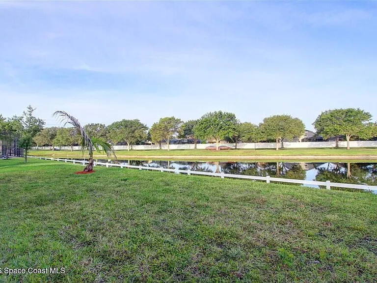 4188 Trovita Cir W — Photo 29