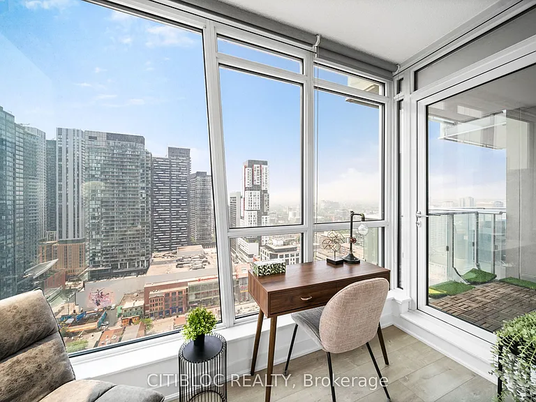 30 Nelson St #2807 — Photo 7