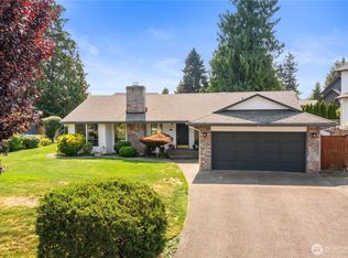 19924 Island Pkwy E, Lake Tapps, WA 98391