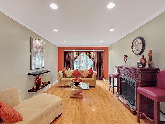 3rd image of 12123 S Wentworth Ave