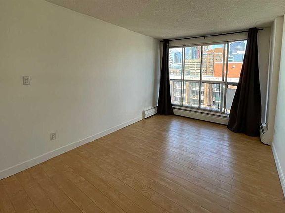 4th image of 340 N 14th Ave SW #808