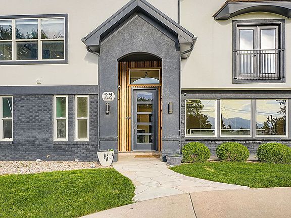 3rd image of 22 Rangeview Dr