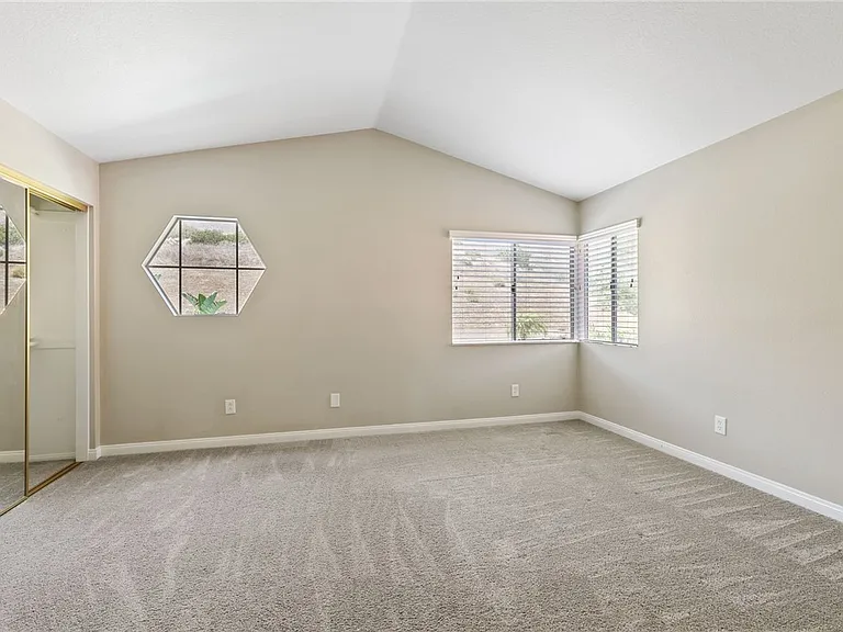 23205 Azela Cir — Photo 23