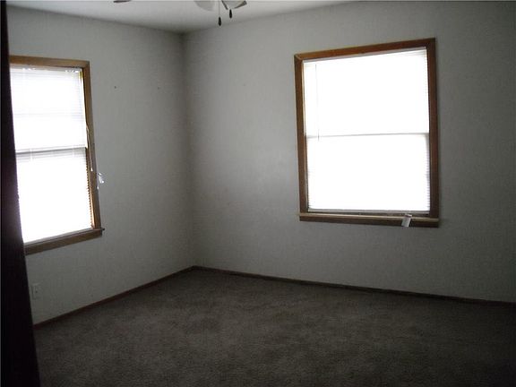 5th image of 613 Odie Dr