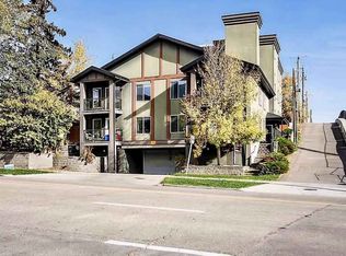24 Mission Rd SW #201, Calgary, AB T2S3A3