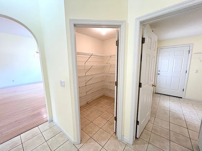 87 Rose Dr — Photo 28