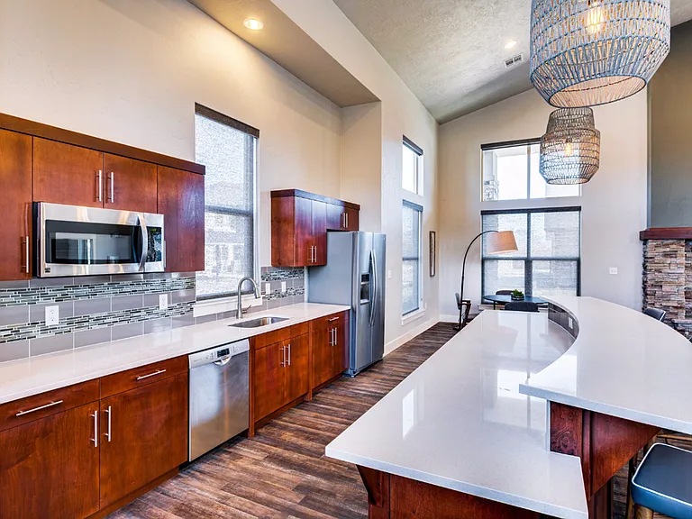 Eagle River Apartments — Photo 10