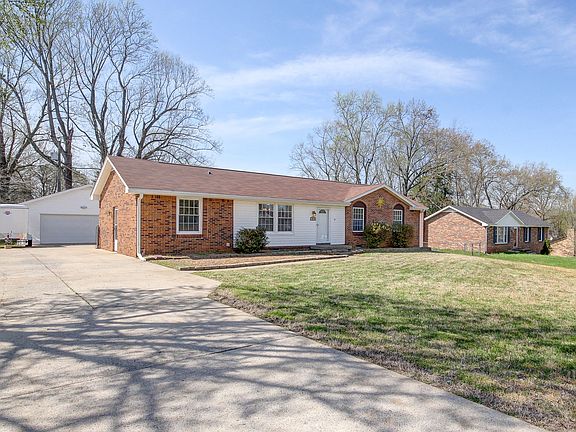 3rd image of 213 Morningside Dr