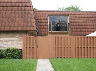 4123 Wimbledon Dr, Cooper City, FL 33026