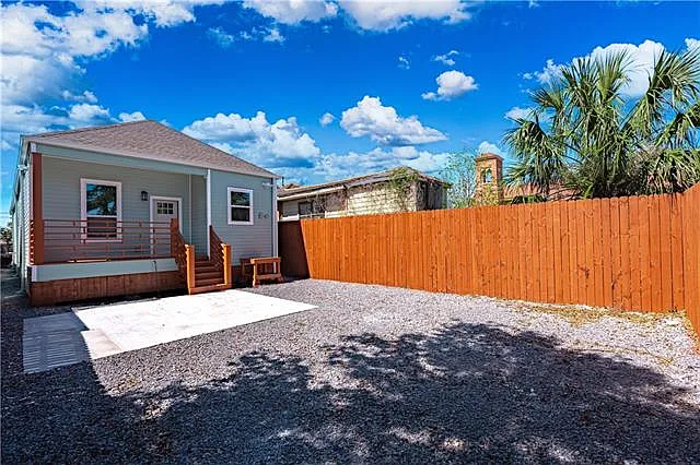 8513 Palmetto St — Photo 19