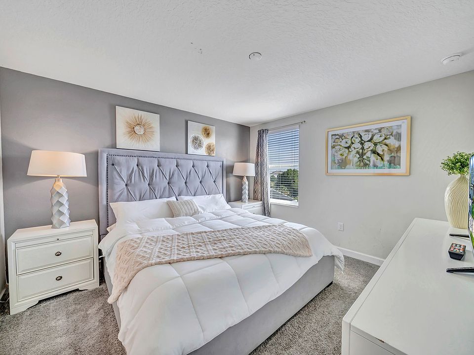 Beautiful King Room
A stylish and serene king room with soft, inviting decor, plush bedding, and ample natural light. Designed for both comfort and elegance, it offers a peaceful retreat with modern touches for a restful night's sleep.