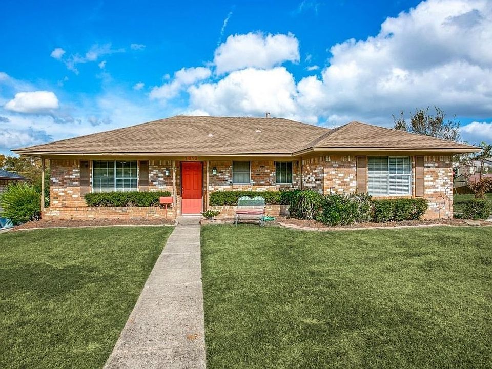 1st image of 1813 Gravley Dr