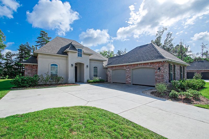 1st image of 5073 Woodstock Way Dr