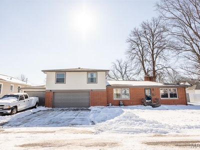 12 E State St, Mascoutah, IL, 62258