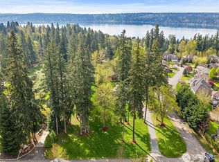 409 XX 209th Avenue SE, Sammamish, WA 98074