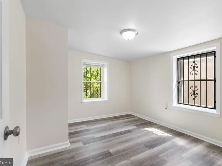 2429 N 10th St #2 — Photo 7