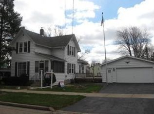 519 W Commercial St, Appleton, WI 54911