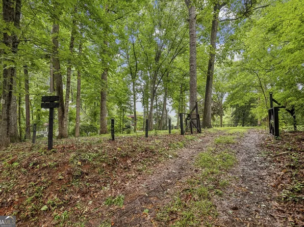106 Beech St, Roswell, GA 30075