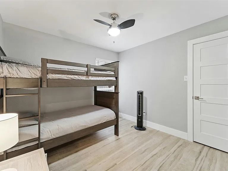 1841 Montana Sky Dr — Photo 29