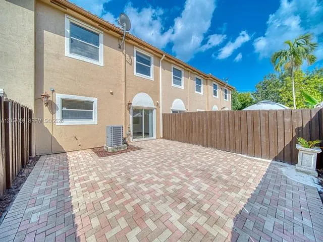 14115 SW 51st Ln — Photo 4