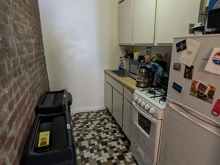 115 W 77th St #5R — Photo 3