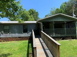 126 Jack Griffin Dr, Dallas, NC 28034