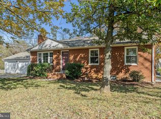 6318 Lincolnia Rd, Alexandria, VA 22312