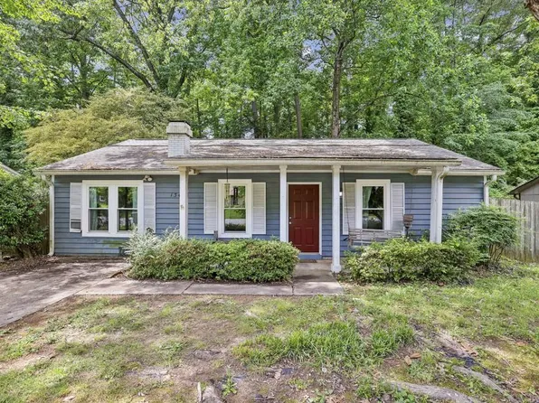 1348 Sugarwood Ln, Norcross, GA 30093