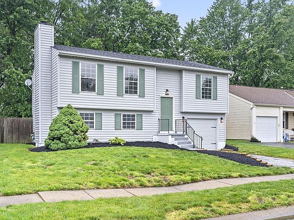 4th image of 4046 Berryfield Dr