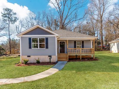 713 Goodson St, Mount Holly, NC, 28120