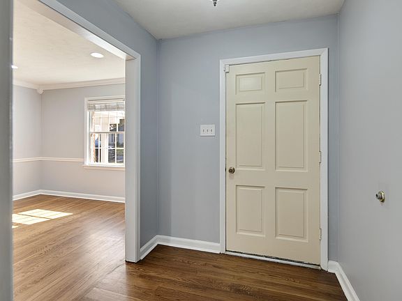 4th image of 5136 Verosa Ave