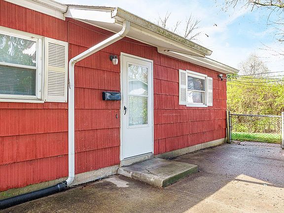 2nd image of 1775 Alcoy Dr