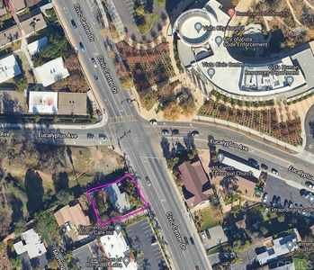 209 Civic Center Dr, Vista, CA, 92084