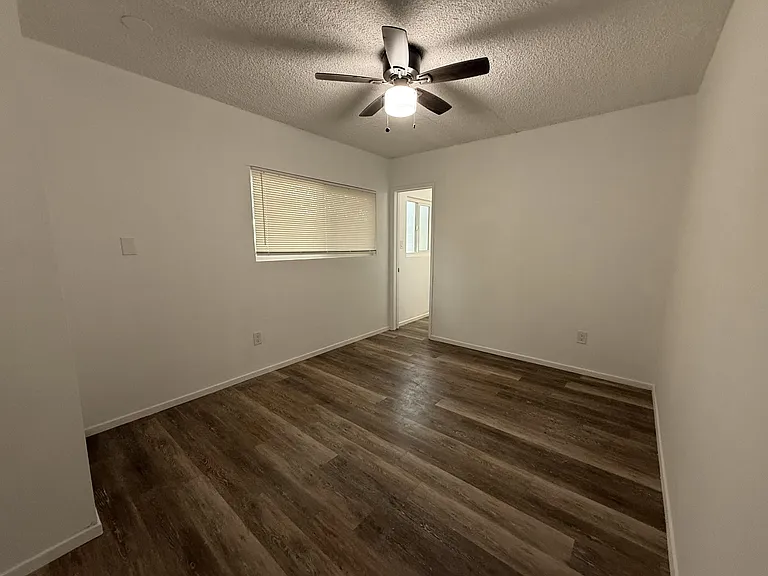 15319 S White Ave #Q — Photo 5