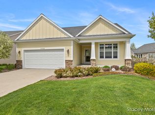 3793 Preserve Dr NE, Belmont, MI 49306
