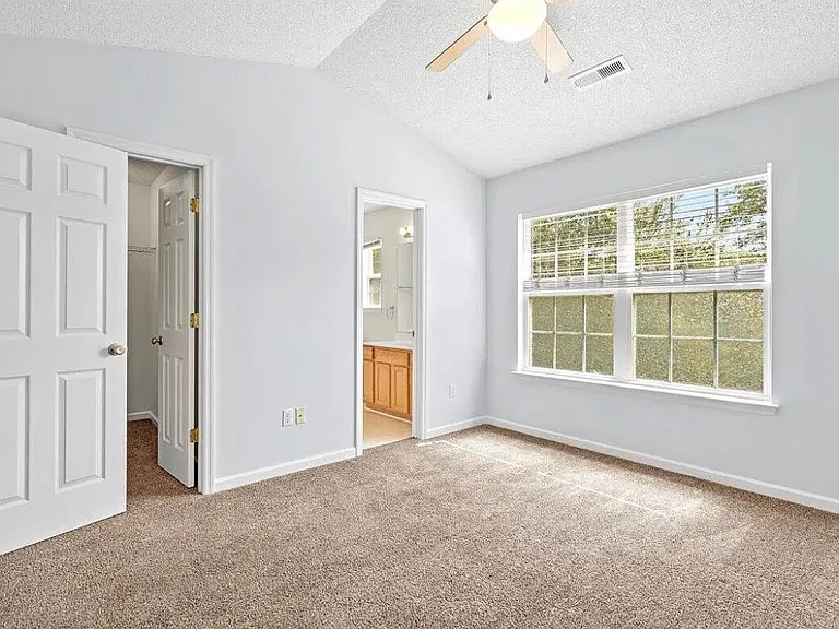 142 Brockman Way — Photo 8