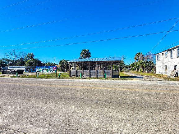 2nd image of Avenue C