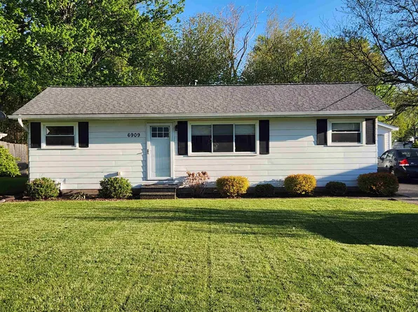 6909 Wallace Dr, Saginaw, MI 48609